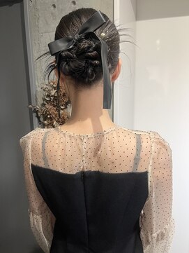 アリイ(ali'i) 【ali'i】韓国アレンジ×カチモリヘア