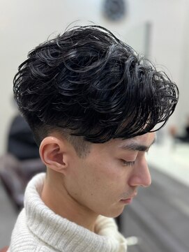 キングオブヘア バイ ノイズ 梅田茶屋町店(KING of hair by NOISM) *NOISMツイストスパイラルツーブロックマッシュビジネススタイル