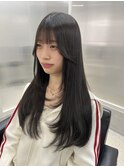 《韓国ヘア》暗髪×顔周りレイヤーカット