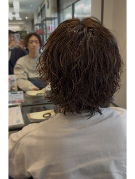 ノーム バイ アウラ(norm. by aura) 波巻きパーマ波巻きスパイラルパーマメンズパーマツイストパーマ