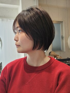 サイドバング似合わせひし形ショートボブ