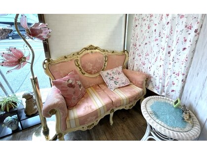 美容室ピアスの写真