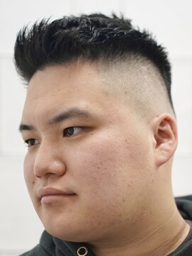 メリケンバーバーショップ コウベ(MERICAN BARBERSHOP KOBE) メンズカットバーバースタイルフェザーアップN3