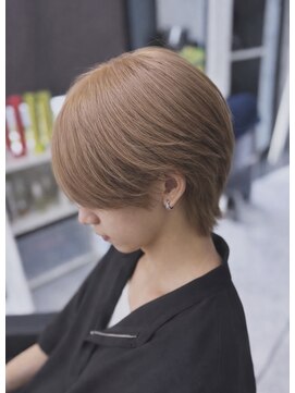 シーエスメイド バイ シャチュー 大須店(CS made by SHACHU) ミルクティーベージュ/ベージュカラー/ウルフカット/襟足長め