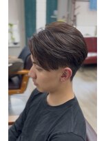 クラウズ ヘアー(CLOUDS.Hair)&nbsp;テーパーフェード×センターパート