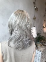 ディプティック ヘアー チェンジ ミュージアム(diptych Hair Change Museum) ホワイトシルバーカラー