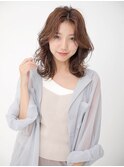 軽やかで小顔になれるウルフミディ