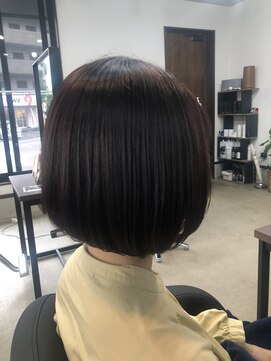 アンドヘアー(AND HAIR) 前下がりミニボブ