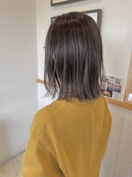 ジジ 栃木本店(Gigi) オリーブグレージュ