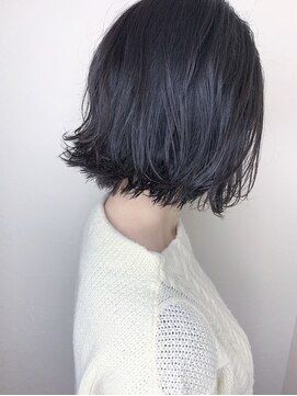 モルニ(MORNI) アッシュグレー_マロンベージュ Aラインボブ かきあげ