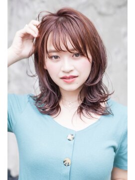 アメリ 新宿(Ameri) レイヤーミディアムウルフ