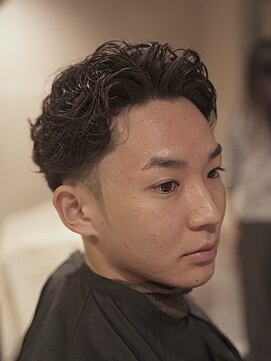 ザチョップショップ キチジョウジ(THE CHOP SHOP KICHIJOJI) メンズパーマ テーパーフェード