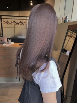オリ(oli)の写真/ただクセを伸ばすだけでない、自然な“美髪”になりたい方に◎毎朝のスタイリングも楽に、かわいく♪