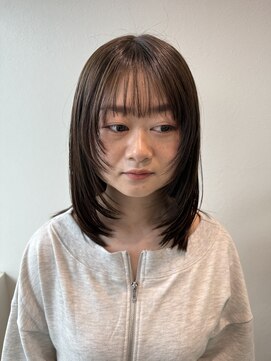 サラ ビューティー サイト 古賀店(SARA Beauty Sight) レイヤーカット/小顔カット/オリーブグレージュ/大人可愛い/20代