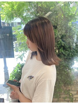 ファーレンピュアスウィート(fahren-pure-suite) 前髪パッツン×切りっぱなしボブ