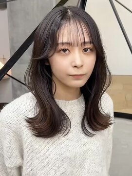 ミリ(mm) ナチュラル可愛い10代20代30代ふんわりミディアムくびれヘア