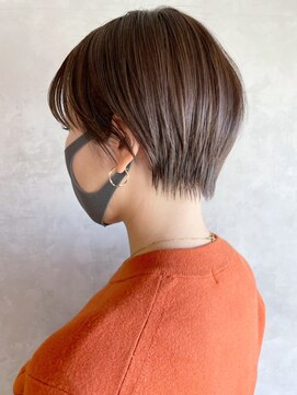 シオン(shion) 前髪カットショートボブくびれヘアオリーブベージュ_ba323103