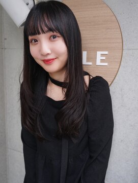 ホール(WHOLE) 【WHOLE】重めバング×ロングレイヤー