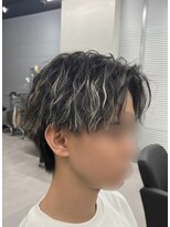 ガオプロデュースバイレボ(gao produced by revo) ハイライトパーマ/メッシュ/ツイストスパイラル/ウルフ/カラー