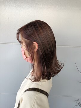 ヘアアンドメイク ムーア(Muuua) ピンクベージュとハイライトとインナーカラー
