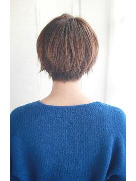 シュシュット(chouchoute) レイヤーカットウェットヘアデザインカラーオリーブベージュ/128