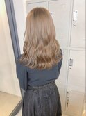ミルクティーベージュ