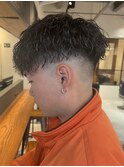 スキンフェード×ツイストスパイラルパーマ