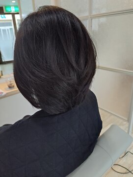 シーピ(siipi) ボリュームアップ毛流れスタイル