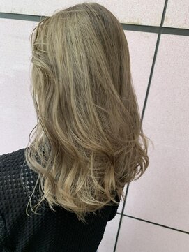 バディ 中野駅前店(BUDDY) マットベージュ