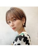 丸みショート/くびれ/髪質改善/40代/小顔/ベージュ/30代/20代