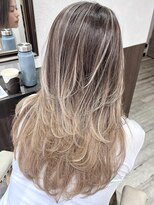ベルヘアーデザイン 堺東(Belle hair Design)&nbsp;ハイライトレイヤーカット外国人風イルミナカラー20代30代40代