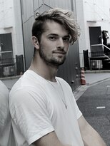 ジジバイワースホワイル(jiji by WORTH WHILE) 刈り上げセンターパートサーフカールフェザーパーママレットヘア