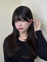 ジーナ 天神(Zina)&nbsp;顔周りカット/レイヤーカット/小顔カット/黒髪[福岡天神]