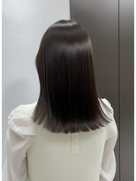 ルピナ(Lupina) メテオカラーで叶える大人可愛い外ハネロブ