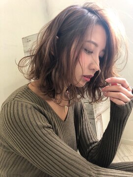 エミュスト(Emuest) 大人のイルミナ☆アラサーの為の外国人風カラー☆