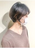 スタイリングが簡単なショートヘア