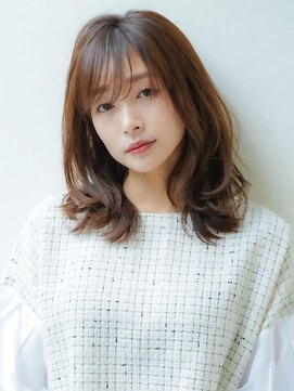 ニーフ 恵比寿(neaf) イメチェン　ホワイトブロンド　外ハネボブ 美髪　ワイドバング