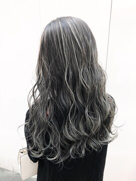 キュー(cue) 【cue】細めコントラストハイライト