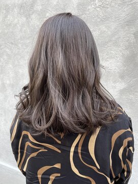 ニア 清澄白河(nir) 〈清澄白河 半個室〉重めボブ/スケルトングレー