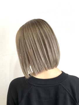ファヴォリヘアー(favori hair) シャドールーツ/ボブstyle