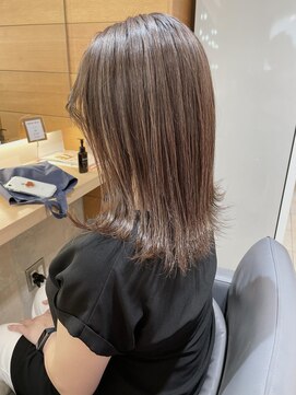 バブ バイネオリーブ(Bab by neolive) 白髪ぼかしハイライト☆切りっぱなしロブ