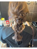 オプスヘアーフェリース(OPS HAIR feliz)&nbsp;ローポニーアレンジ