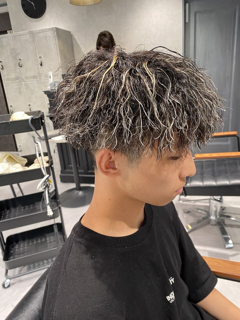 NEXT静岡NEO【櫻田】ハイライト波巻きスパイラルパーマ