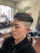 理容 鮎川&nbsp;ハイフェードの個性派バーバースタイル