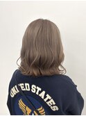 ミルクティーベージュ