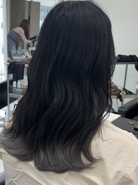 アライブ ハラジュク(ALIVE harajuku) 【ALIVE 夕貴】シルバーグラデーションカラー