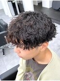 guest snap　刈り上げ前下がりマッシュ×波巻きパーマ