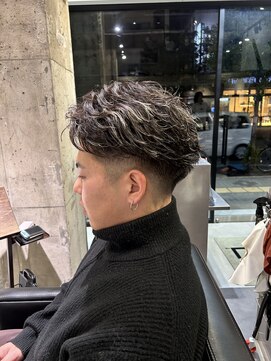 ショット 茨木(SHOT) フェザーショート