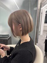 ジエクト アイロ(The Ect ilo)&nbsp;ハイトーンぱつっとボブ