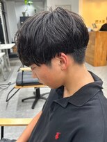 フゥ 宇都宮(FeU) メンズパーマシャドウパーマセンターパートメンズマッシュウルフ